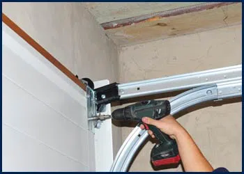 Garage Door Shop Repair Gainesville, VA 571-357-5665 - cont-door-installation-t-16-09m